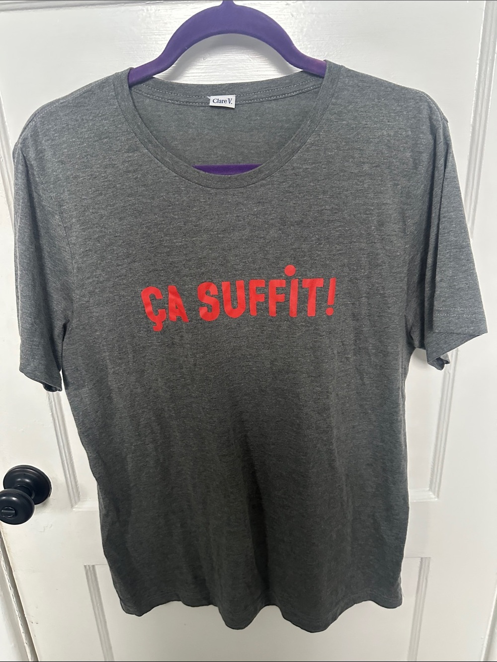 Clare V Gray Short-Sleeve Tee with Red "ÇA SUFFIT!" Print